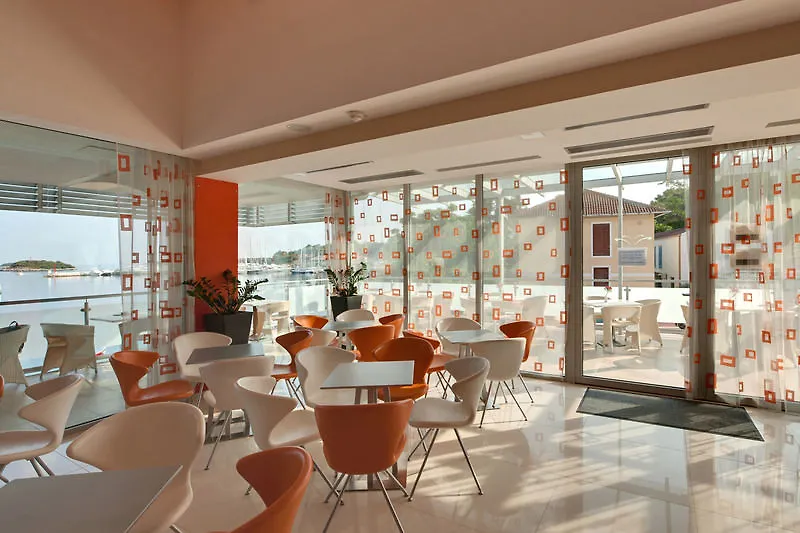 Maistra Select Riva Apartments Vrsar Croatia