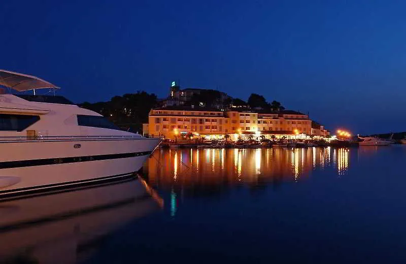Maistra Select Riva Apartments Vrsar Croatia